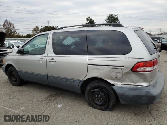 2002 Toyota Sienna LE with VIN 4T3ZF13C72U469151, listed as a Copart auction lot 82419074 with 140,040 mi miles and Salvage Title. Bid and sale history available at carsss.com. Image 2.