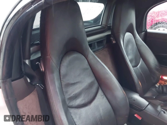 2006 Porsche Boxster с VIN WP0CA29866U710858, выставлен на аукционе IAAI как лот 41531596 с пробегом 131 849 миль миль и . История ставок и продаж доступна на DreamBid. Изображение 8.