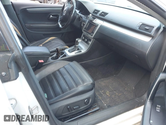 2011 Volkswagen CC Sport с VIN WVWMP7AN4BE719385, выставлен на аукционе IAAI как лот 40704729 с пробегом 147 096 миль миль и . История ставок и продаж доступна на DreamBid. Изображение 5.