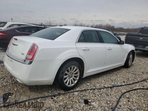 2014 Chrysler 300 z VIN 2C3CCAAG6EH160123, wystawiony jako Copart lot #51525765 z przebiegiem 145 338 mil mil oraz Czysty tytuł • Clean title. Historia ofert i sprzedaży dostępna na DreamBid. Obrazek 3.