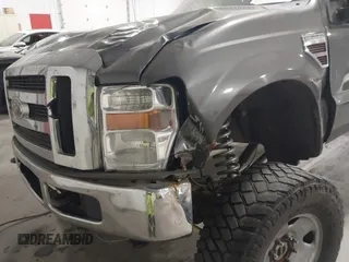 2008 Ford Super Duty F-250 SRW XL with VIN 1FTSX21R08EA75602, listed as a IAAI auction lot 41209751 with 138,517 mi miles. Bid and sale history available at carsss.com. Image 6.