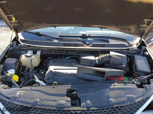 2018 Chrysler Pacifica Touring L with VIN 2C4RC1BG4JR354500, listed as a IAAI auction lot 41770558 with 69,385 mi miles. Bid and sale history available at carsss.com. Image 10.