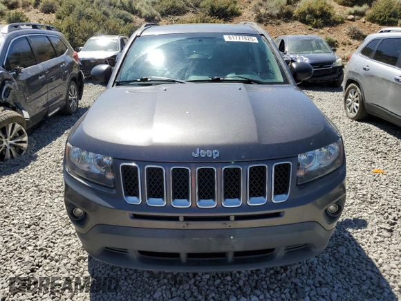 2016 Jeep Compass Sport с VIN 1C4NJDBB5GD798992, выставлен на аукционе Copart как лот 61777825 с пробегом 107 541 миль миль и Списание • Salvage title. История ставок и продаж доступна на DreamBid. Изображение 5.