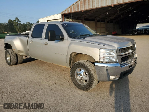 2008 Chevrolet Silverado 3500HD DRW LTZ with VIN 1GCJK33608F111611, listed as a Copart auction lot 76244664 with 287,483 mi miles and Salvage Title. Bid and sale history available at carsss.com. Image 4.