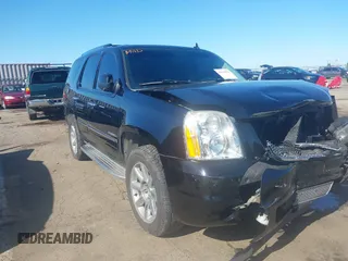 2010 GMC Yukon Denali with VIN 1GKUKEEF2AR235104, listed as a IAAI auction lot 41669918 with 133,648 mi miles. Bid and sale history available at carsss.com. Image 1.