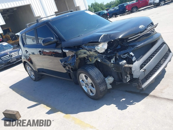 2018 Kia Soul with VIN KNDJN2A20J7588072, listed as a IAAI auction lot 42017446 with 89,085 mi miles. Bid and sale history available at carsss.com. Image 13.