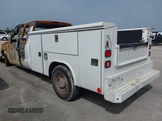 2016 Ford F-250 XL z VIN 1FD7X2A6XGEB19109, wystawiony jako IAAI lot #42352115 z przebiegiem Nie podano mil oraz . Historia ofert i sprzedaży dostępna na DreamBid. Obrazek 3.