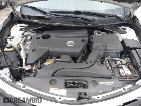 2015 Nissan Altima 2.5 S with VIN 1N4AL3AP1FN318719, listed as a IAAI auction lot 41942108 with 266,464 mi miles. Bid and sale history available at carsss.com. Image 10.