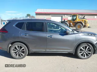 2019 Nissan Rogue SL with VIN 5N1AT2MT3KC819920, listed as a IAAI auction lot 40863073 with 60,923 mi miles and . Bid and sale history available at DreamBid. Image 13.