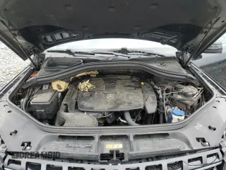 2015 Mercedes-Benz M 350 z VIN 4JGDA5HB7FA456058, wystawiony jako Copart lot #51798205 z przebiegiem 136 148 mil mil oraz Szkoda całkowita • Salvage title. Historia ofert i sprzedaży dostępna na DreamBid. Obrazek 12.