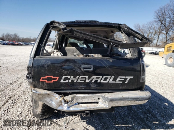 1994 Chevrolet Suburban with VIN 1GNGK26N0RJ420718, listed as a Copart auction lot 43463434 with 137,190 mi miles and Salvage Title. Bid and sale history available at carsss.com. Image 6.