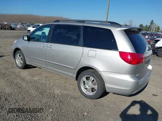 2006 Toyota Sienna LE with VIN 5TDBA23C06S064777, listed as a IAAI auction lot 41696905 with 250,761 mi miles. Bid and sale history available at carsss.com. Image 3.