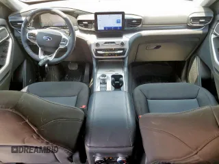 2022 Ford Explorer XLT with VIN 1FMSK7DH8NGB62920, listed as a Copart auction lot 56868815 with 26,425 mi miles and Salvage title. Bid and sale history available at DreamBid. Image 8.