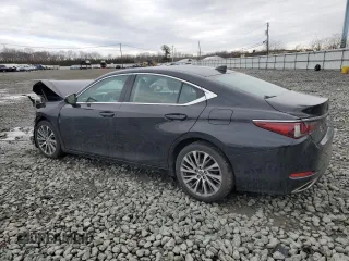2019 Lexus ES with VIN 58ABZ1B1XKU013266, listed as a Copart auction lot 43569625 with 63,461 mi miles and Salvage Title. Bid and sale history available at carsss.com. Image 2.