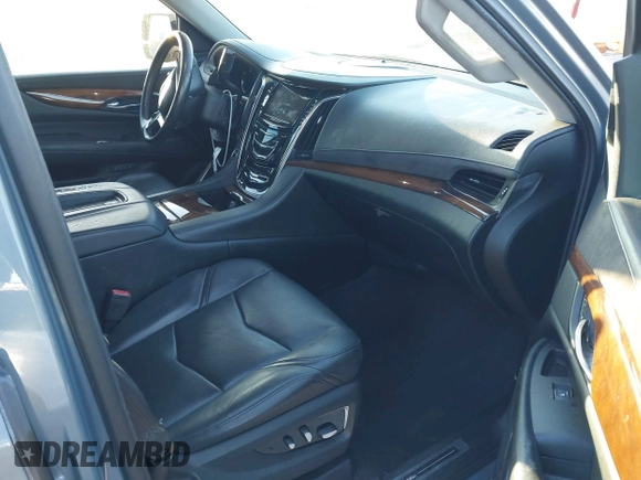 2016 Cadillac Escalade Premium Collection z VIN 1GYS4CKJ5GR382840, wystawiony jako IAAI lot #41824950 z przebiegiem 235 931 mil mil oraz . Historia ofert i sprzedaży dostępna na DreamBid. Obrazek 5.