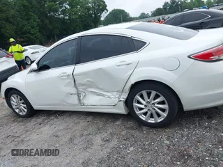 2011 Mazda 6 i Grand Touring z VIN 1YVHZ8CHXB5M11866, wystawiony jako IAAI lot #42412635 z przebiegiem 237 607 mil mil oraz . Historia ofert i sprzedaży dostępna na DreamBid. Obrazek 14.