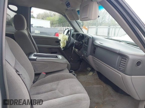 2006 Chevrolet Suburban Z71 with VIN 3GNFK16Z46G243824, listed as a IAAI auction lot 41910730 with 252,496 mi miles and . Bid and sale history available at DreamBid. Image 5.