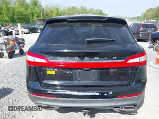 2016 Lincoln MKX Select z VIN 2LMTJ6KR9GBL24307, wystawiony jako IAAI lot #42198439 z przebiegiem 164 199 mil mil oraz . Historia ofert i sprzedaży dostępna na DreamBid. Obrazek 16.
