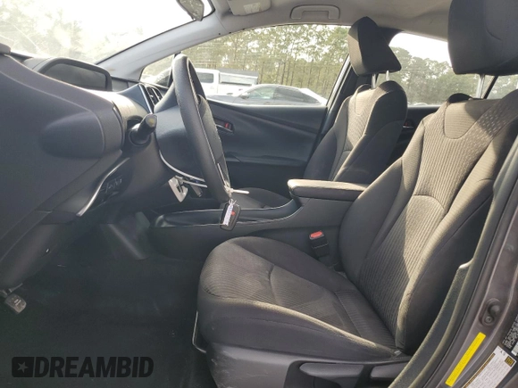 2018 Toyota Prius Two with VIN JTDKBRFUXJ3600879, listed as a Copart auction lot 47448295 with 211,319 mi miles and Clean Title. Bid and sale history available at DreamBid. Image 7.