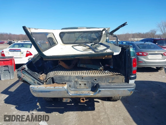 1998 Dodge Ram 2500 with VIN 3B7KF26ZXWM234788, listed as a IAAI auction lot 41811371 with 183,789 mi miles. Bid and sale history available at carsss.com. Image 16.