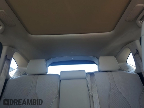 2022 Acura RDX Advance with VIN 5J8TC2H72NL009713, listed as a Copart auction lot 65833825 with 35,270 mi miles and Salvage title. Bid and sale history available at DreamBid. Image 10.