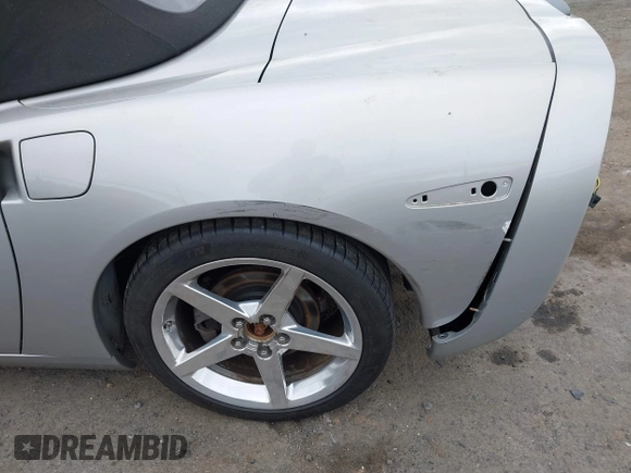 2005 Chevrolet Corvette with VIN 1G1YY34UX55125083, listed as a IAAI auction lot 42276103 with 29,167 mi miles and . Bid and sale history available at DreamBid. Image 20.