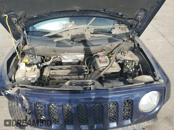 2014 Jeep Patriot Latitude with VIN 1C4NJPFA9ED509614, listed as a Copart auction lot 52938095 with 29,212 mi miles and Salvage title. Bid and sale history available at DreamBid. Image 12.