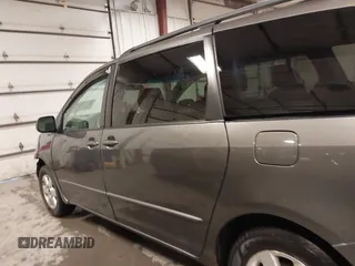 2005 Toyota Sienna CE with VIN 5TDZA23C05S262238, listed as a IAAI auction lot 41732258 with 226,941 mi miles. Bid and sale history available at carsss.com. Image 15.