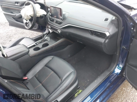 2022 Nissan Altima SR z VIN 1N4BL4CV4NN382919, wystawiony jako IAAI lot #42213411 z przebiegiem 57 390 mil mil oraz . Historia ofert i sprzedaży dostępna na DreamBid. Obrazek 5.