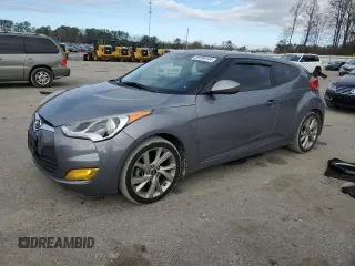2016 Hyundai Veloster with VIN KMHTC6AD1GU256297, listed as a Copart auction lot 86958144 with 117,757 mi miles and Clean Title. Bid and sale history available at carsss.com. Image 1.