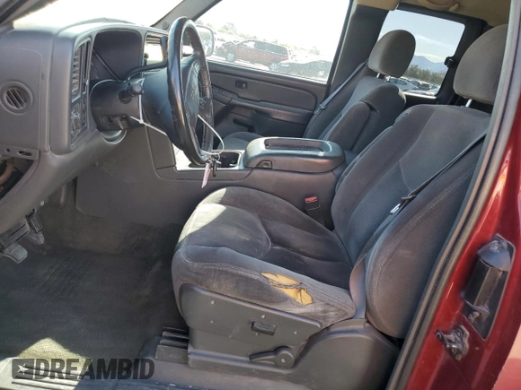 2004 GMC Sierra 1500 SLE with VIN 2GTEC19T741171743, listed as a Copart auction lot 51293475 with 215,086 mi miles and Salvage Title. Bid and sale history available at DreamBid. Image 7.