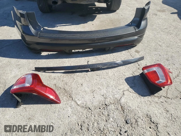 2018 Ford Explorer XLT z VIN 1FM5K7DH8JGA42798, wystawiony jako Copart lot #59027985 z przebiegiem 92 088 mil mil oraz Szkoda całkowita • Salvage title. Historia ofert i sprzedaży dostępna na DreamBid. Obrazek 13.