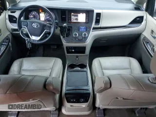 2018 Toyota Sienna XLE Auto Access Seat with VIN 5TDYZ3DC8JS927759, listed as a Copart auction lot 50383465 with 141,807 mi miles and Salvage title. Bid and sale history available at DreamBid. Image 8.