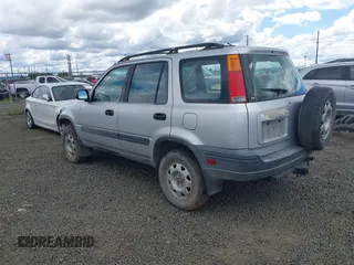 1998 Honda CR-V LX z VIN JHLRD1846WC098826, wystawiony jako IAAI lot #42256671 z przebiegiem 266 348 mil mil oraz . Historia ofert i sprzedaży dostępna na DreamBid. Obrazek 3.