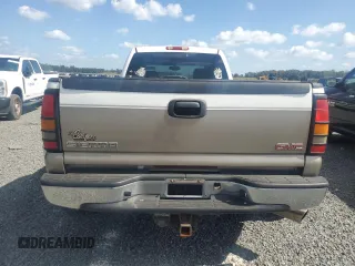2006 GMC Sierra 3500 DRW Work Trk z VIN 1GTJK33236F128574, wystawiony jako Copart lot #77419284 z przebiegiem 167 538 mil mil oraz Szkody całkowita. Historia ofert i sprzedaży dostępna na DreamBid. Obrazek 6.