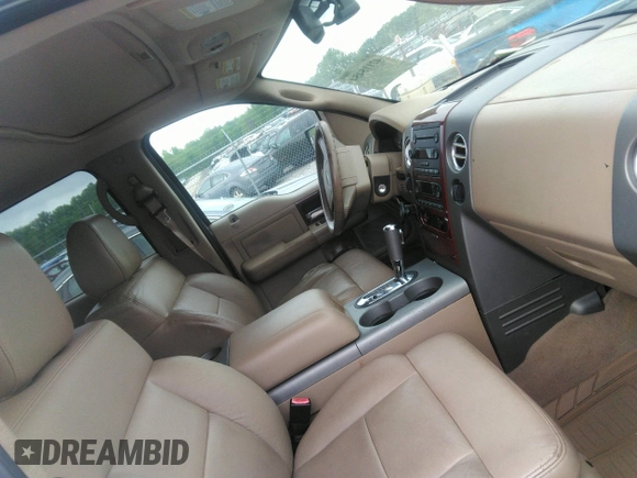 2007 Ford F-150 XLT with VIN 1FTPW14VX7FB04446, listed as a IAAI auction lot 42115454 with 247,066 mi miles. Bid and sale history available at carsss.com. Image 5.