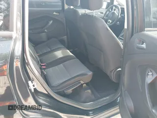 2013 Ford C-Max SE z VIN 1FADP5AU6DL517227, wystawiony jako IAAI lot #42436140 z przebiegiem 156 134 mil mil oraz . Historia ofert i sprzedaży dostępna na DreamBid. Obrazek 8.