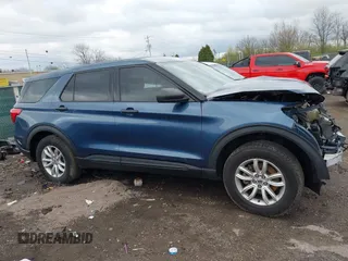 2020 Ford Explorer with VIN 1FMSK8BH8LGC23575, listed as a IAAI auction lot 41944018 with 107,427 mi miles. Bid and sale history available at carsss.com. Image 14.