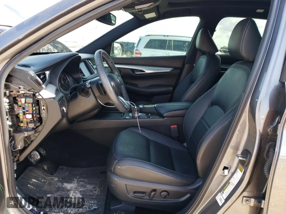 2020 Infiniti QX50 Luxe с VIN 3PCAJ5M18LF116392, выставлен на аукционе Copart как лот 49584313 с пробегом 42 781 миль миль и . История ставок и продаж доступна на DreamBid. Изображение 7.