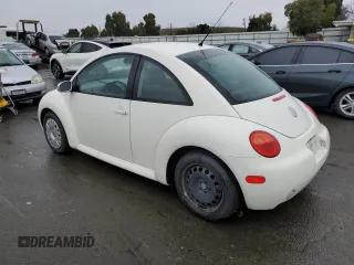 2004 Volkswagen New Beetle Coupe GL with VIN 3VWBK31C64M419449, listed as a Copart auction lot 86657234 with 119,030 mi miles and Clean Title. Bid and sale history available at carsss.com. Image 2.