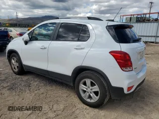 2022 Chevrolet Trax LT z VIN KL7CJLSM7NB568766, wystawiony jako Copart lot #58099525 z przebiegiem 6 057 mil mil oraz Czysty tytuł • Clean title. Historia ofert i sprzedaży dostępna na DreamBid. Obrazek 2.