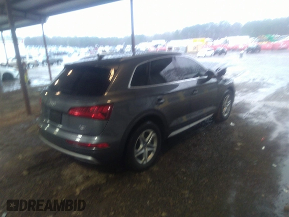 2018 Audi Q5 Premium Plus with VIN WA1BNAFY4J2163960, listed as a IAAI auction lot 41758638 with 59,803 mi miles. Bid and sale history available at carsss.com. Image 4.