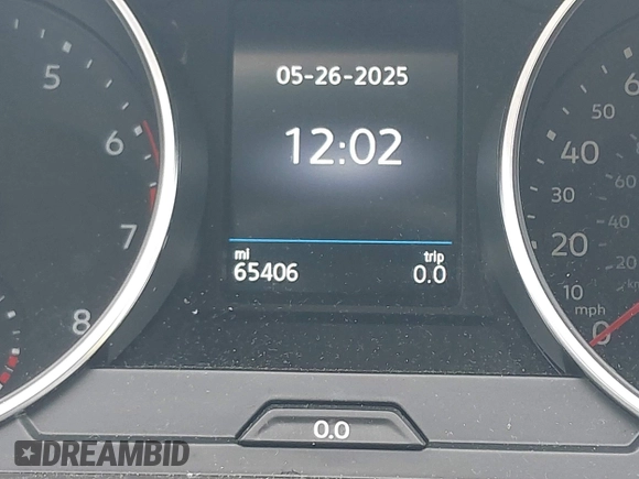 2018 Volkswagen Tiguan S with VIN 3VV1B7AX1JM032250, listed as a IAAI auction lot 42366790 with 65,406 mi miles and . Bid and sale history available at DreamBid. Image 15.