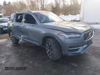 2018 Volvo XC90 Momentum with VIN YV4A22PK2J1373910, listed as a IAAI auction lot 41577920 with 52,983 mi miles. Bid and sale history available at carsss.com. Image 1.