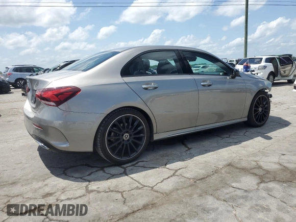 2020 Mercedes-Benz A 220 с VIN WDD3G4EB1LW038984, выставлен на аукционе Copart как лот 61554045 с пробегом 60 275 миль миль и Списание • Salvage title. История ставок и продаж доступна на DreamBid. Изображение 3.