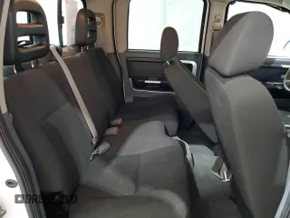 2007 Mitsubishi Raider LS z VIN 1Z7HC28K97S213463, wystawiony jako Copart lot #70314894 z przebiegiem 155 970 mil mil oraz Czysty tytuł • Clean title. Historia ofert i sprzedaży dostępna na DreamBid. Obrazek 10.