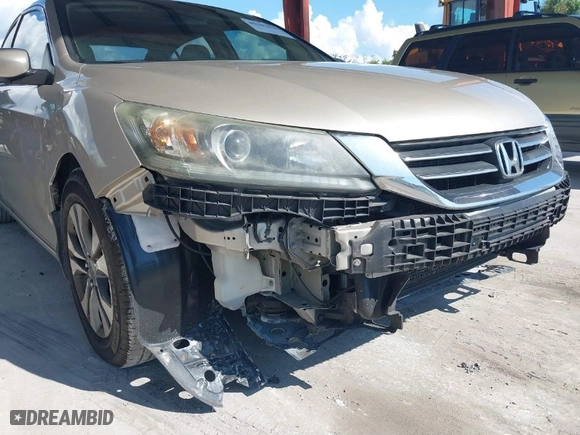 2014 Honda Accord Sedan LX with VIN 1HGCR2F32EA265540, listed as a IAAI auction lot 40387820 with 118,452 mi miles. Bid and sale history available at carsss.com. Image 18.