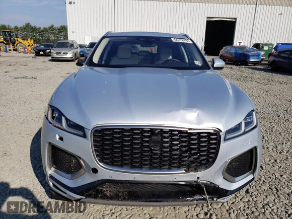 2021 Jaguar F-Pace R-Dynamic S with VIN SADCT2FU2MA665545, listed as a Copart auction lot 66326793 with 28,962 mi miles and . Bid and sale history available at DreamBid. Image 5.