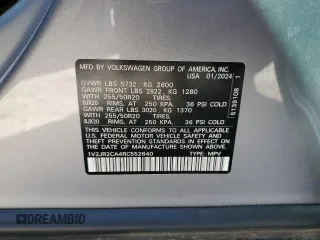 2024 Volkswagen Atlas SE z VIN 1V2JR2CA4RC552640, wystawiony jako Copart lot #48575215 z przebiegiem 9 365 mil mil oraz Nie do naprawy • Non repairable. Historia ofert i sprzedaży dostępna na DreamBid. Obrazek 16.