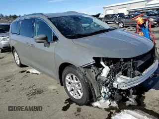 2021 Chrysler Pacifica Touring L with VIN 2C4RC1BG1MR552939, listed as a Copart auction lot 45279645 with 67,229 mi miles and Salvage Title. Bid and sale history available at DreamBid. Image 12.